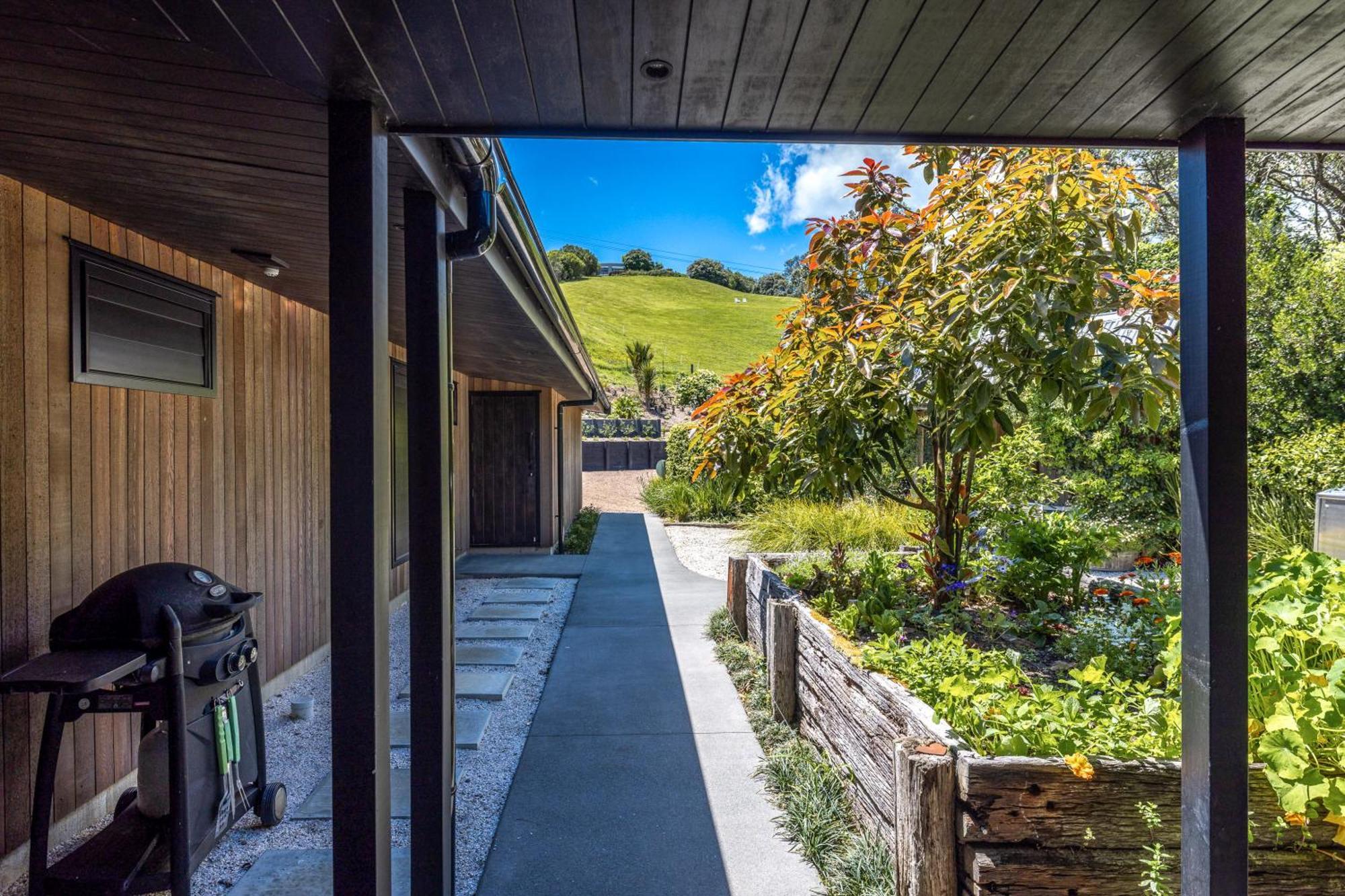 The Moorings Studio Apartments Oneroa Extérieur photo