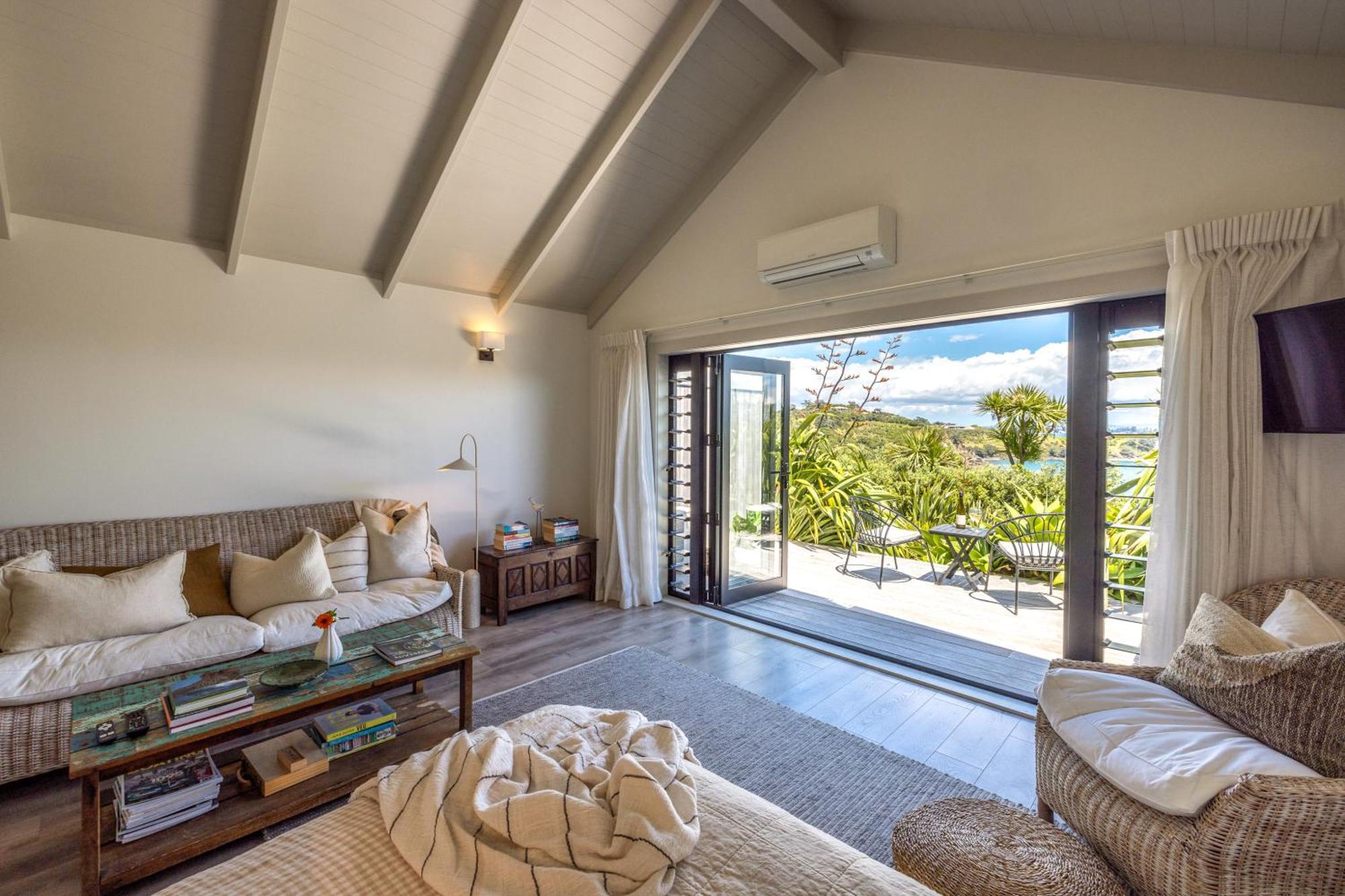 The Moorings Studio Apartments Oneroa Extérieur photo